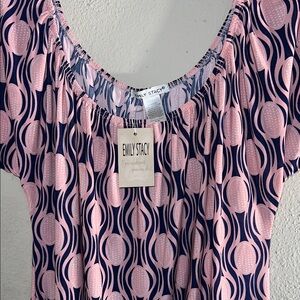Emily Stacy Women's Pink and Blue Geometric Blouse